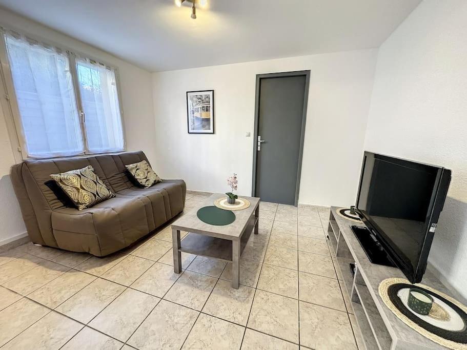 Spacieux T2 Tout Confort Tarbes Exteriér fotografie